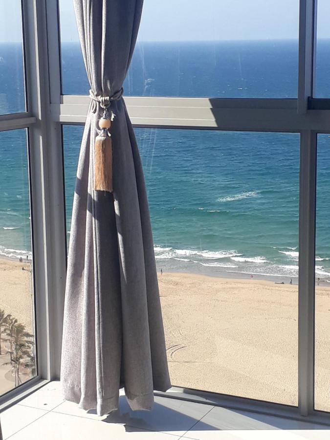 Into The Blue On The Beach เดอร์บัน ภายนอก รูปภาพ